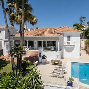 https://casa-blanca-manilva.es-andalucia.com